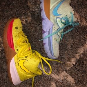 Youth Nike Kyrie Irving Spongebob/Squidward